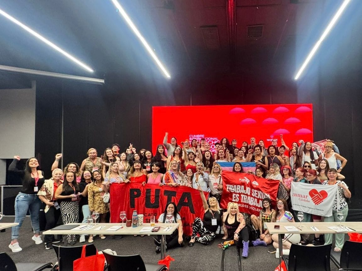 Ante la avanzada del fascismo, un oasis hecho Cumbre en una (P)*topía